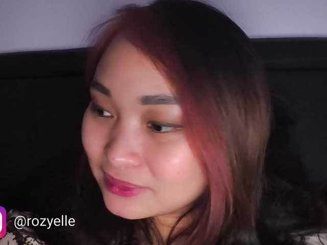 RozyBlack live cam on BongaCams