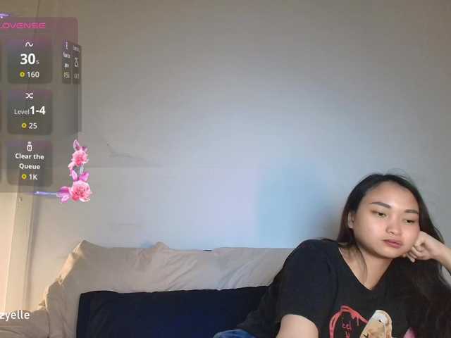 RozyBlack live cam on BongaCams
