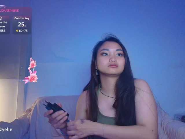 RozyBlack live cam on BongaCams