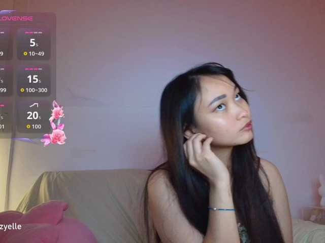RozyBlack live cam on BongaCams