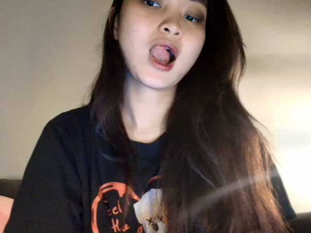 RozyBlack's BongaCams show and profile