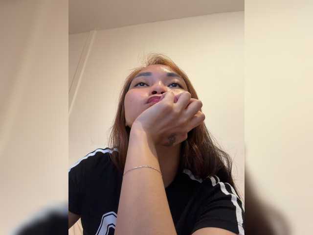 RozyElle live cam preview
