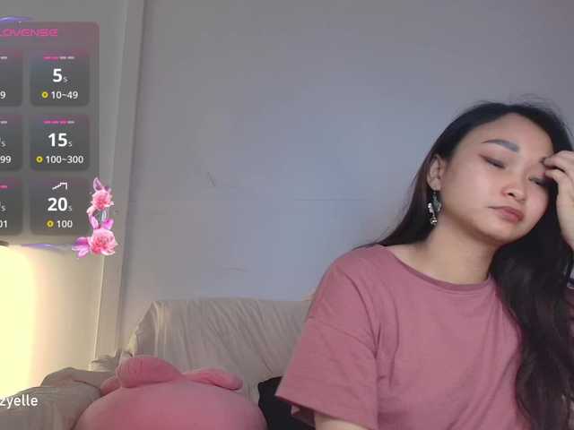 RozyBlack live cam on BongaCams