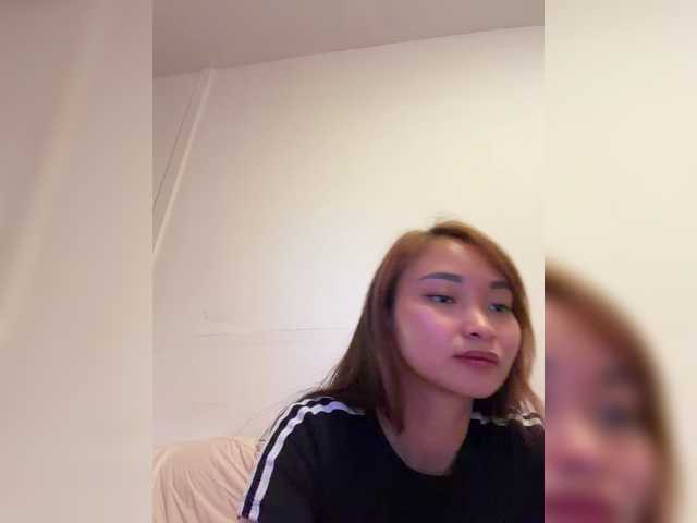 RozyElle webcam
