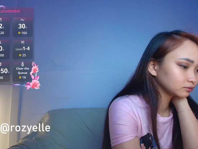 RozyBlack live cam on BongaCams