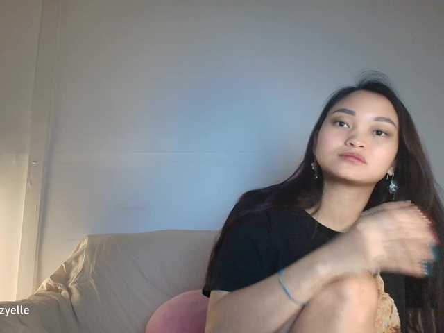 RozyBlack live cam on BongaCams