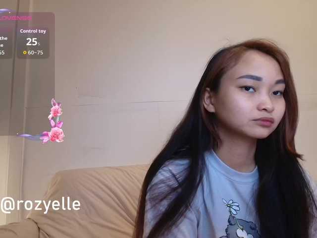RozyBlack live cam on BongaCams