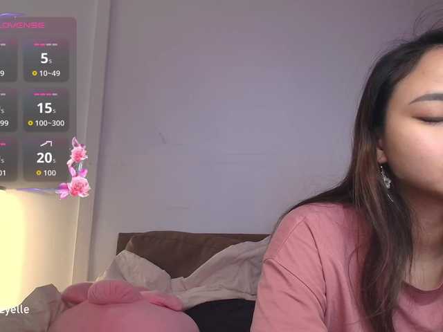 RozyBlack live cam on BongaCams