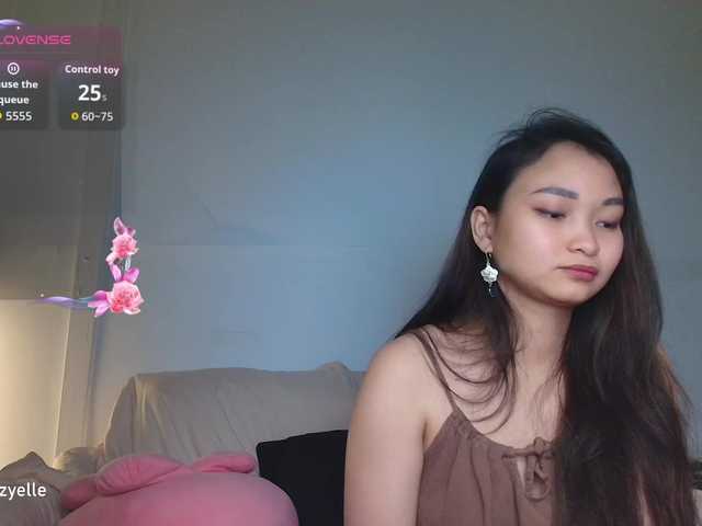 RozyBlack live webcam show