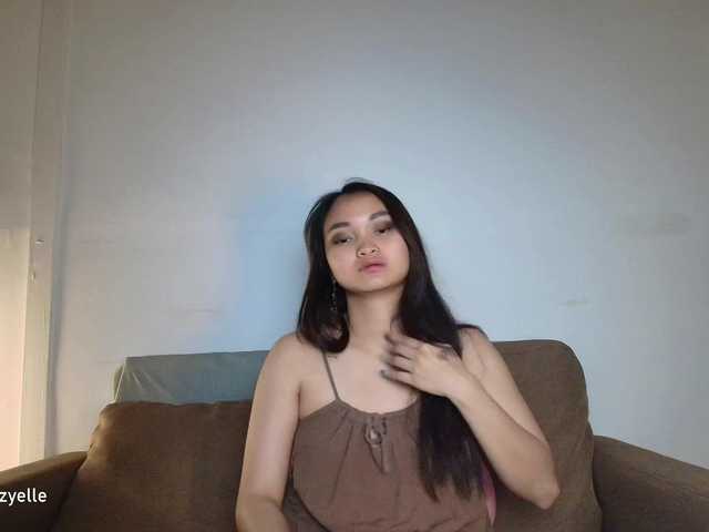 RozyBlack live cam on BongaCams