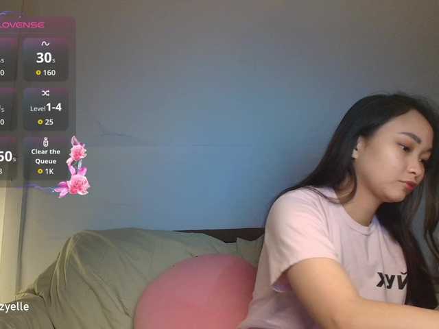 RozyBlack live cam on BongaCams