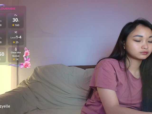 RozyBlack live cam on BongaCams