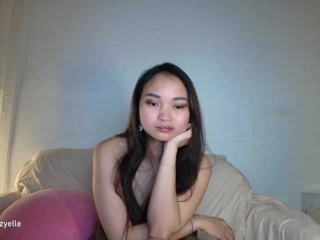 RozyBlack live cam on BongaCams
