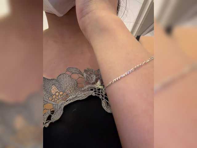 RozyBlack live cam on BongaCams