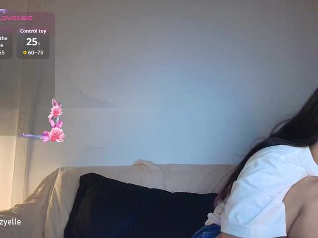 RozyBlack live cam on BongaCams