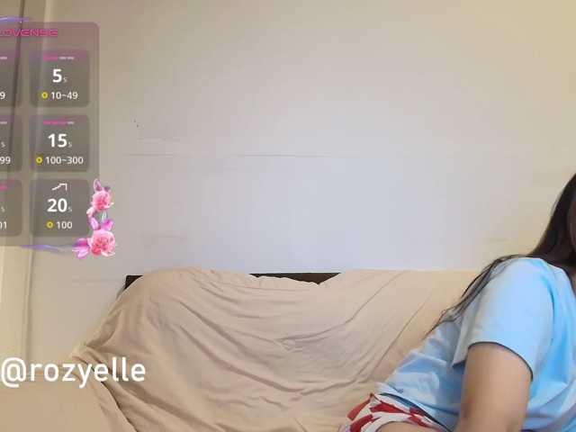 RozyBlack live cam on BongaCams