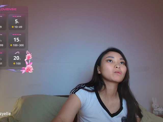 RozyBlack live cam on BongaCams