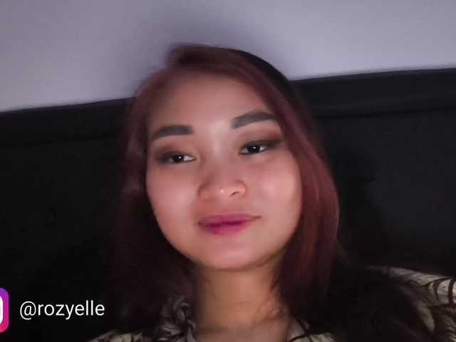RozyBlack live cam on BongaCams
