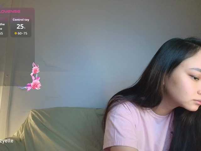 RozyBlack live cam on BongaCams