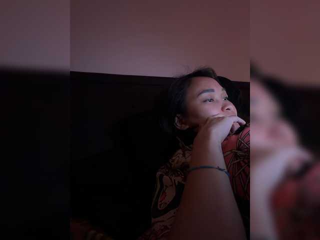RozyBlack live cam on BongaCams