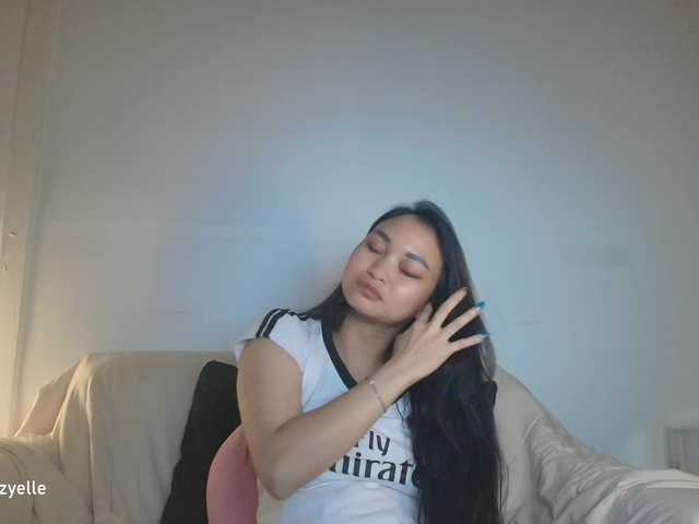 RozyBlack live cam on BongaCams