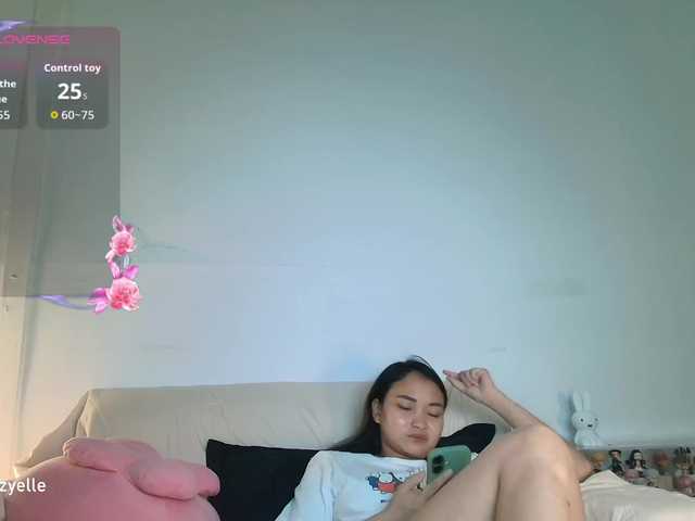 RozyBlack live cam on BongaCams