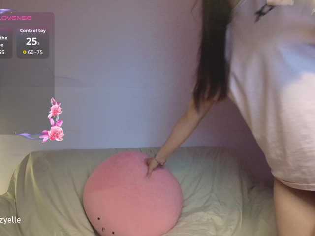 RozyBlack live cam on BongaCams
