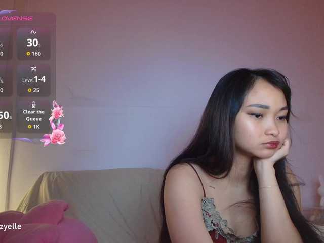 RozyBlack live cam on BongaCams