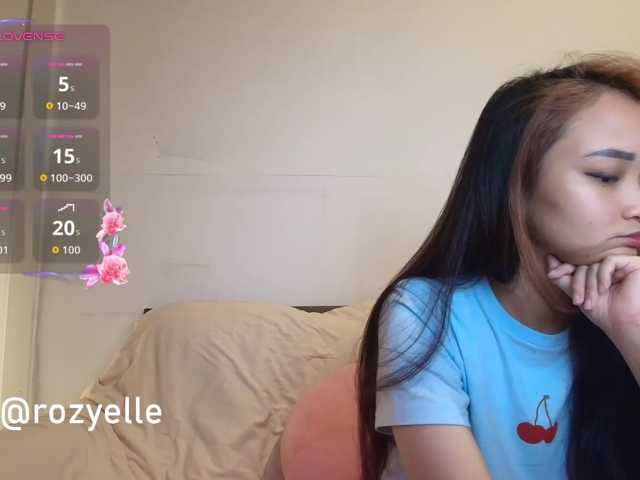 RozyBlack live cam on BongaCams