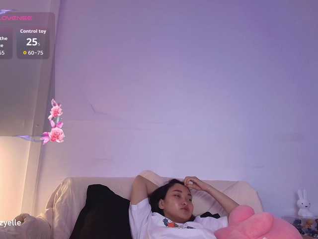 RozyBlack live cam on BongaCams
