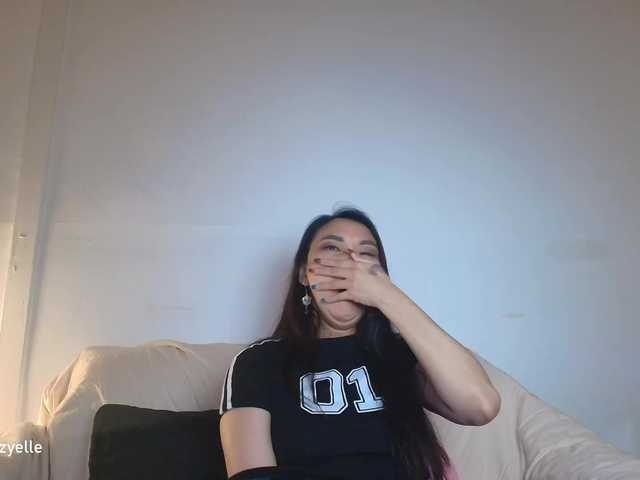 RozyBlack live cam on BongaCams