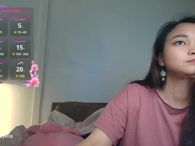RozyBlack live cam on BongaCams