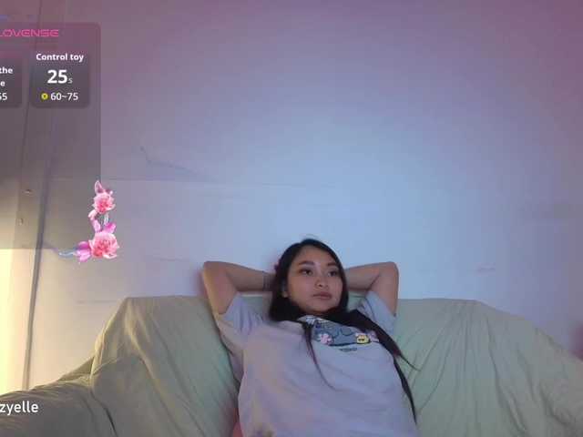 RozyBlack live cam on BongaCams