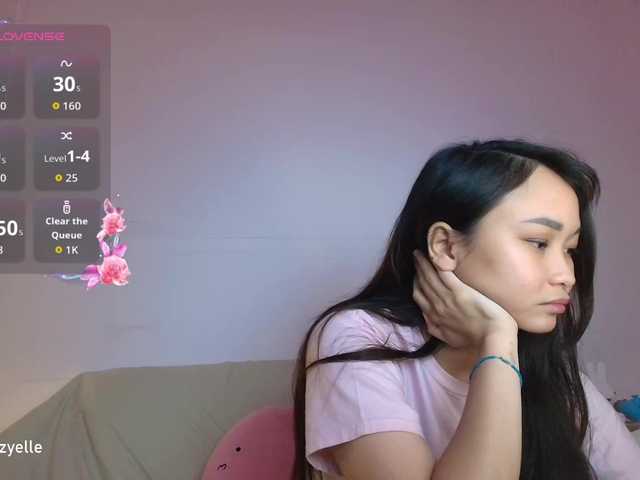 RozyBlack live cam on BongaCams
