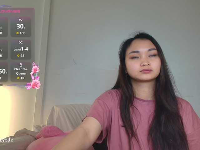 RozyBlack live webcam show