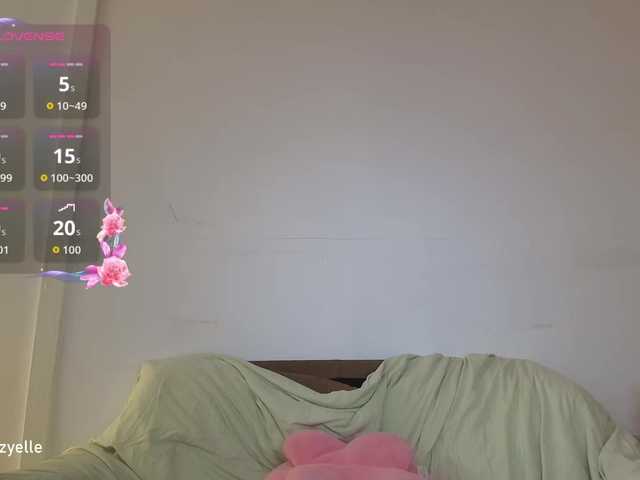 RozyBlack live cam on BongaCams