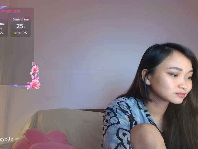 RozyBlack live cam on BongaCams