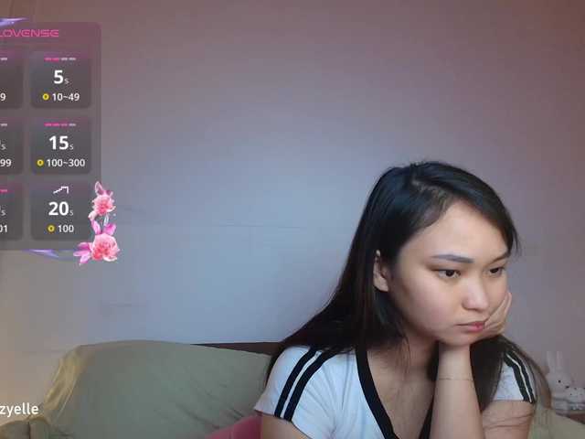 RozyBlack live cam on BongaCams