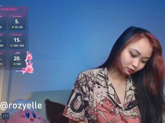 RozyBlack live cam on BongaCams