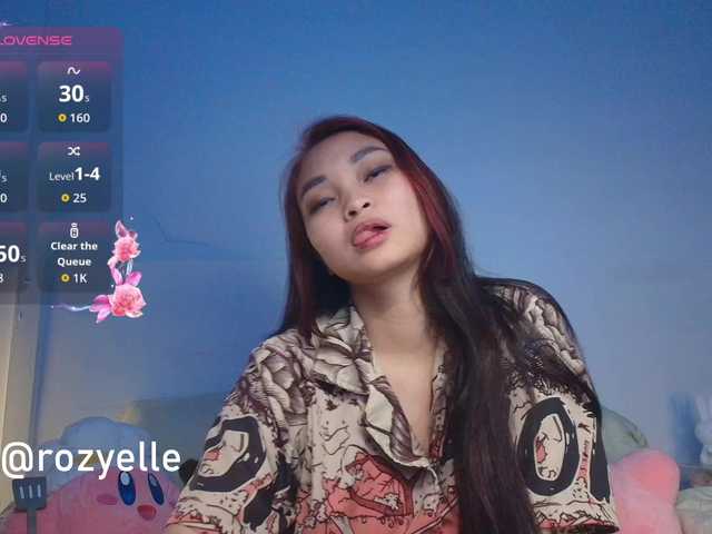 RozyBlack live cam on BongaCams