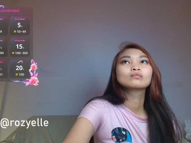 RozyBlack live cam on BongaCams