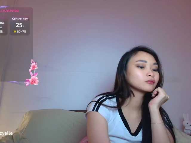RozyBlack live cam on BongaCams