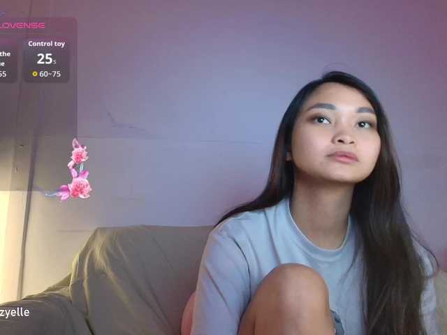 RozyBlack live cam on BongaCams