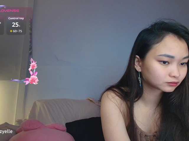 RozyBlack live webcam show