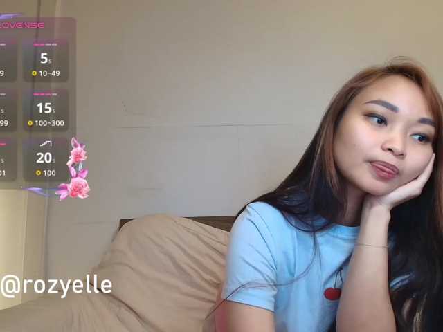 RozyBlack live cam on BongaCams
