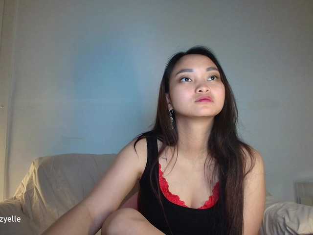 RozyBlack live cam on BongaCams