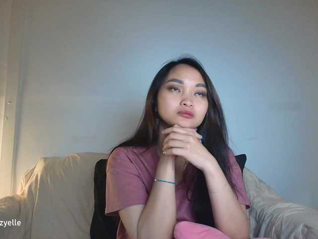 RozyBlack live cam on BongaCams