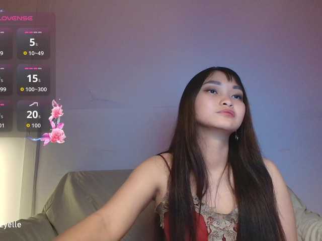 RozyBlack live cam on BongaCams