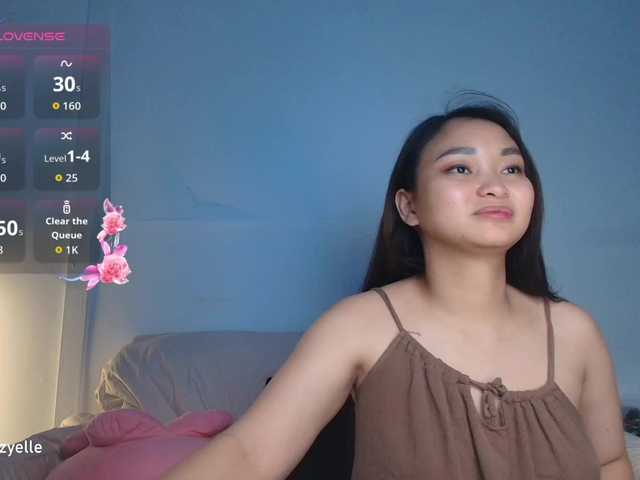RozyBlack live webcam show