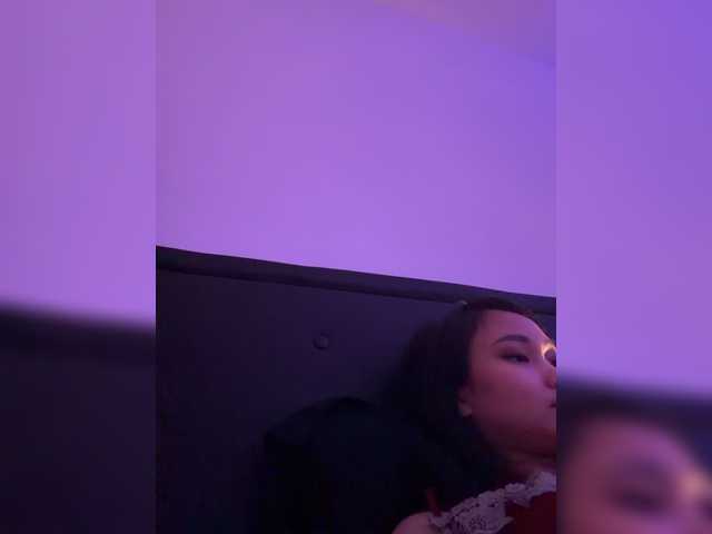 RozyBlack live cam on BongaCams